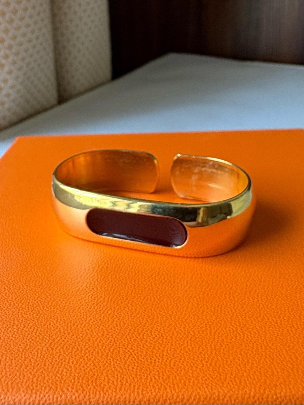 Vintage Made in Italy Gold Tone Scarf Ring